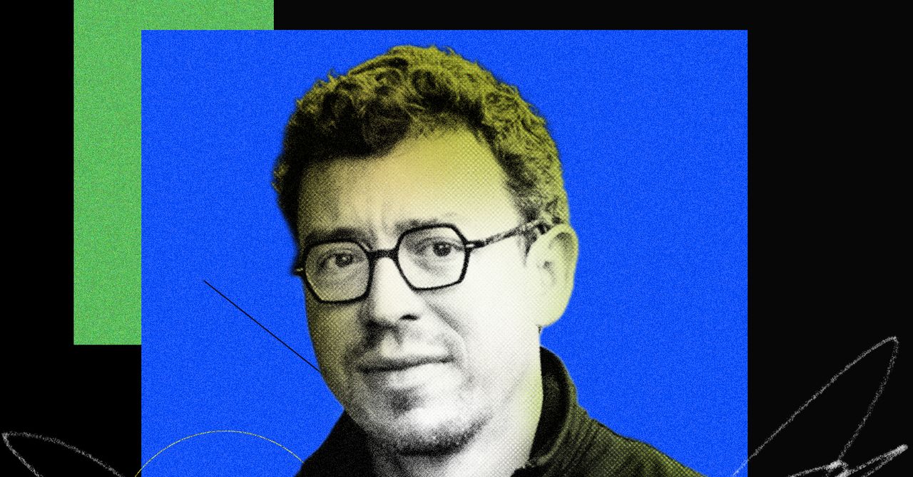 Luis von Ahn smiling in interview, Duolingo app on screen with language lessons and AI elements