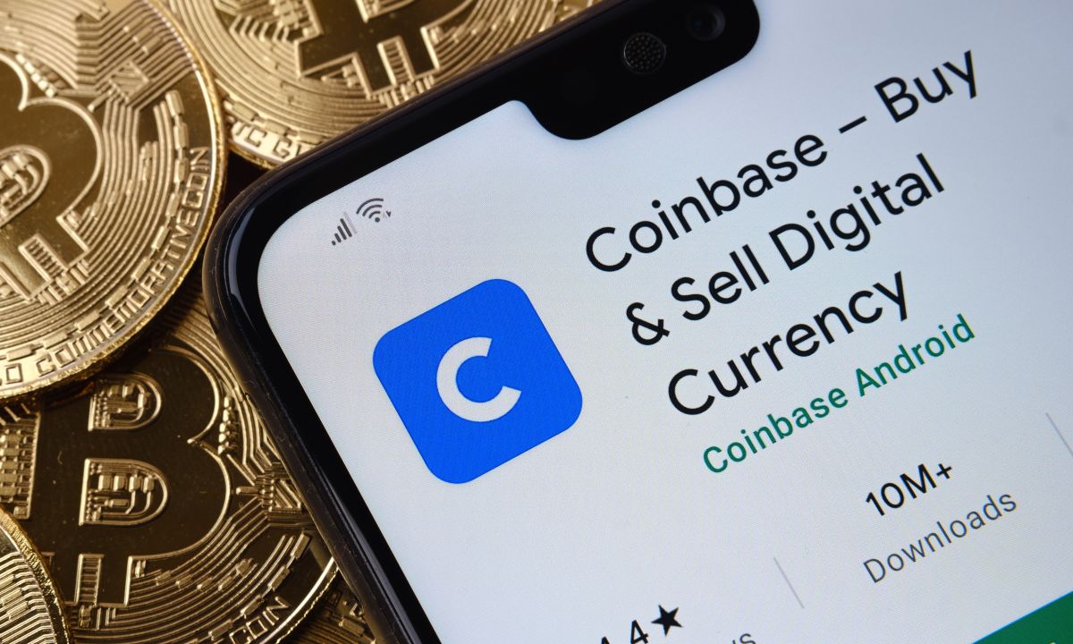 A screenshot of the Coinbase app showing the Direct Deposit feature with allocation options for cash and cryptocurrency.